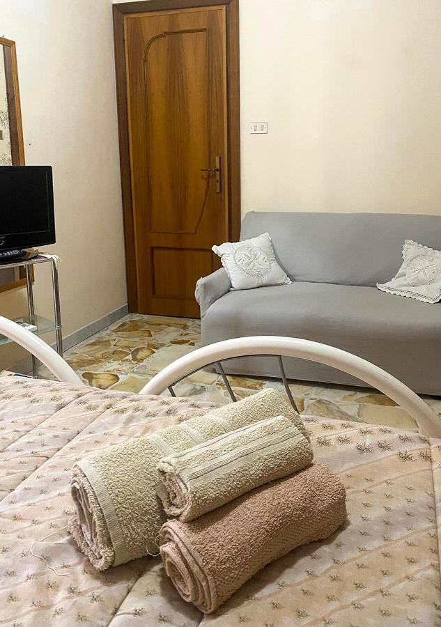 Casa Vacanze Gioia 特雷卡斯塔尼 外观 照片
