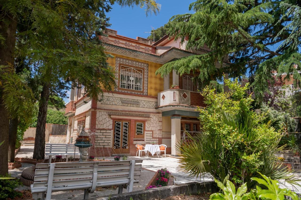Casa Vacanze Gioia 特雷卡斯塔尼 外观 照片