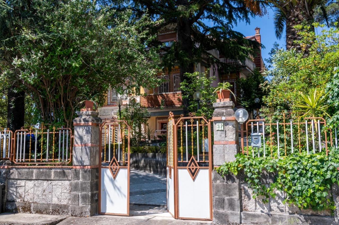 Casa Vacanze Gioia 特雷卡斯塔尼 外观 照片